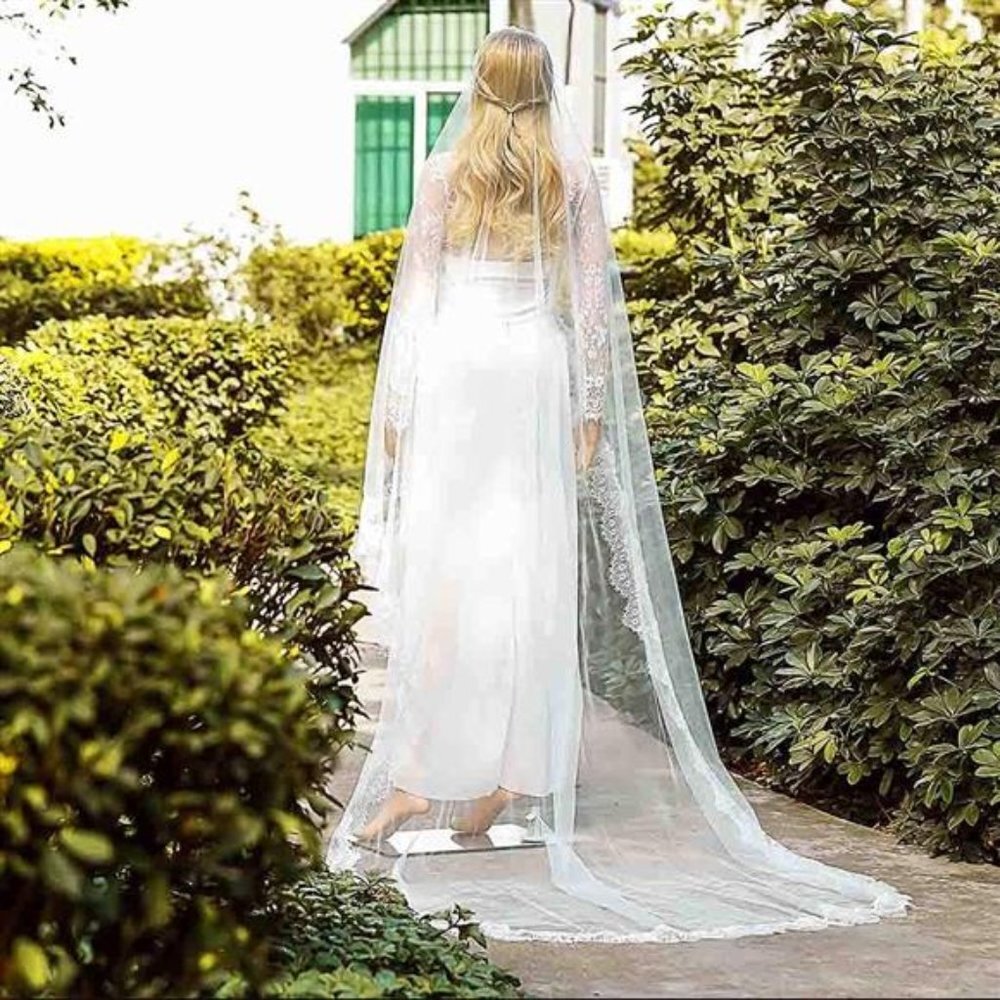Women's Vintage Lace Bride Wedding Veil 1 Tier Long Cathedral Hair Accessories